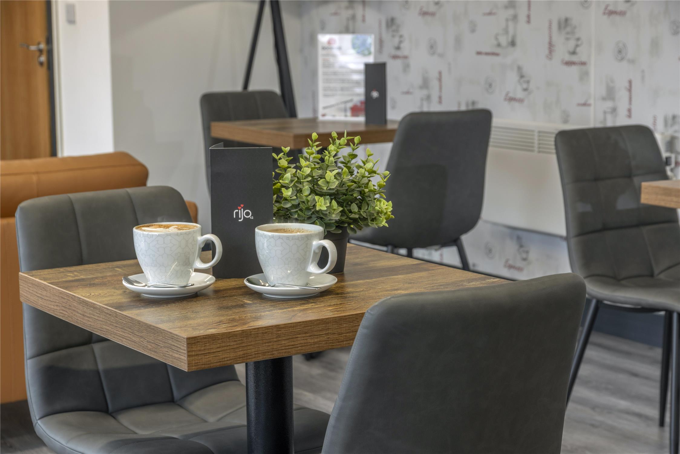 Dockside Aparthotel, BW Signature Collection 16/17
