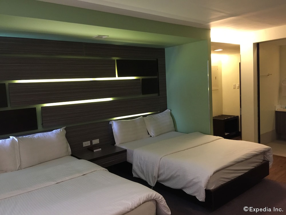 Coron Gateway Hotel Suites 16/50
