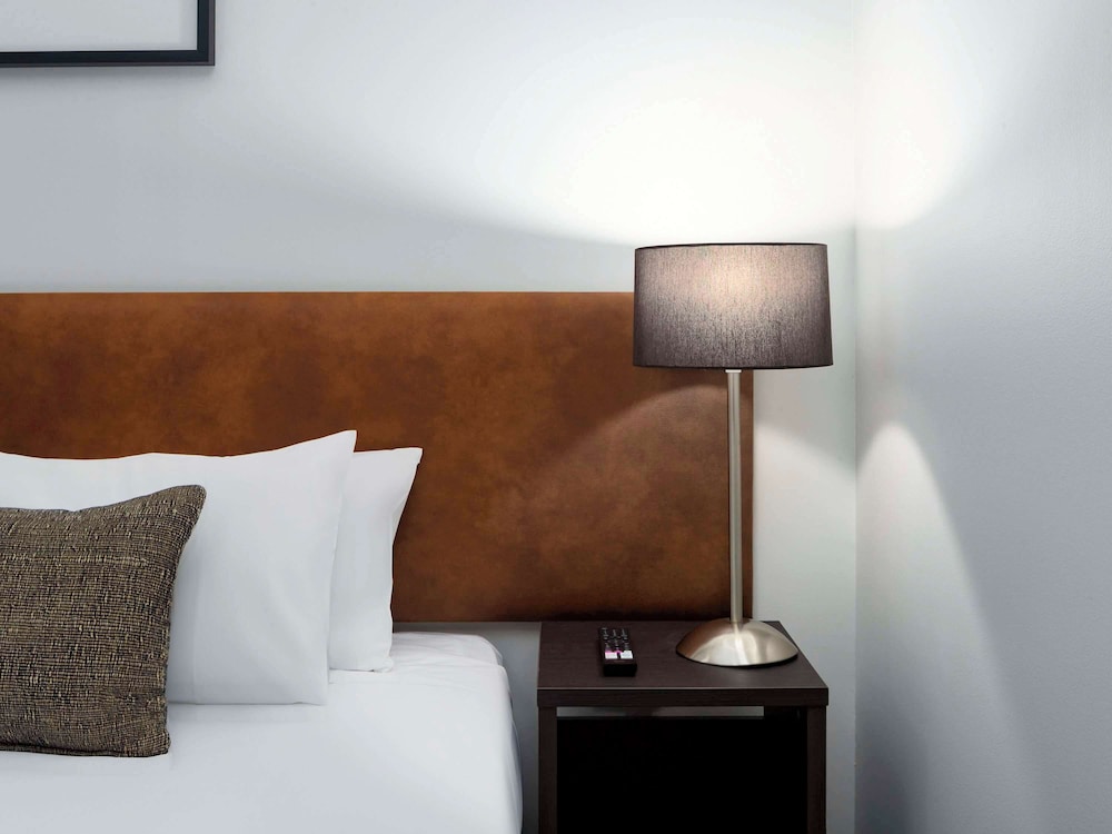 Mercure Melbourne City Centre 26/59