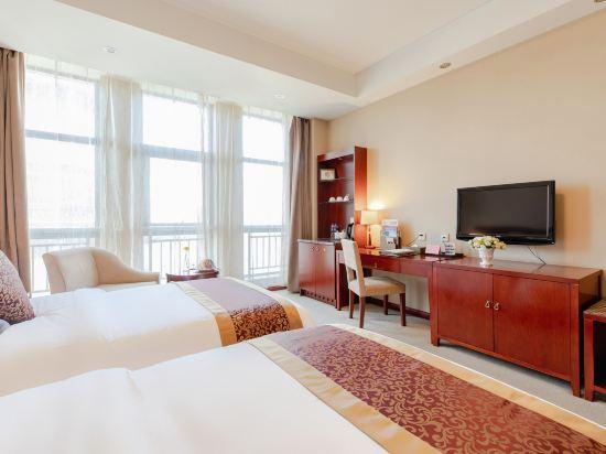 Executive, Twin Beds