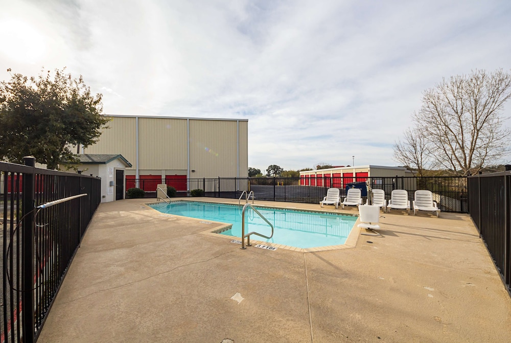 Motel6 San Antonio, TX - Sea World North 52/60