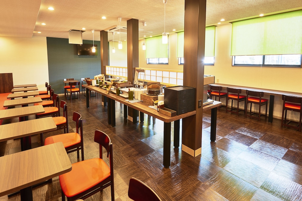 Hotel Kan-raku Honjo-Waseda Ekimae 37/46