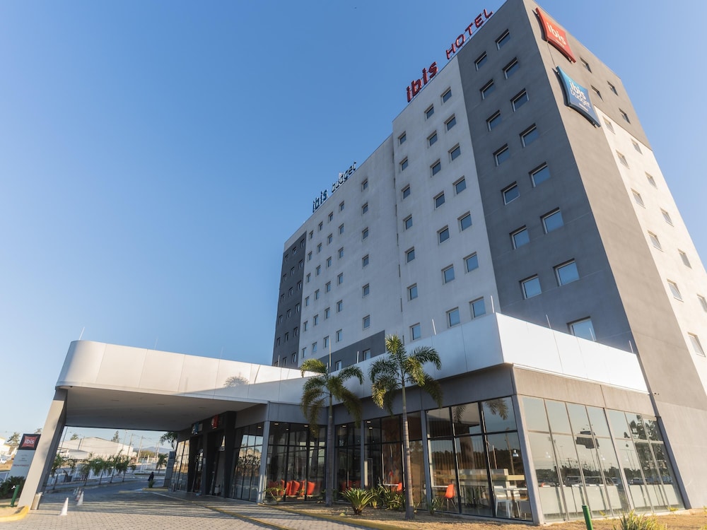 Ibis Lorena 7/61