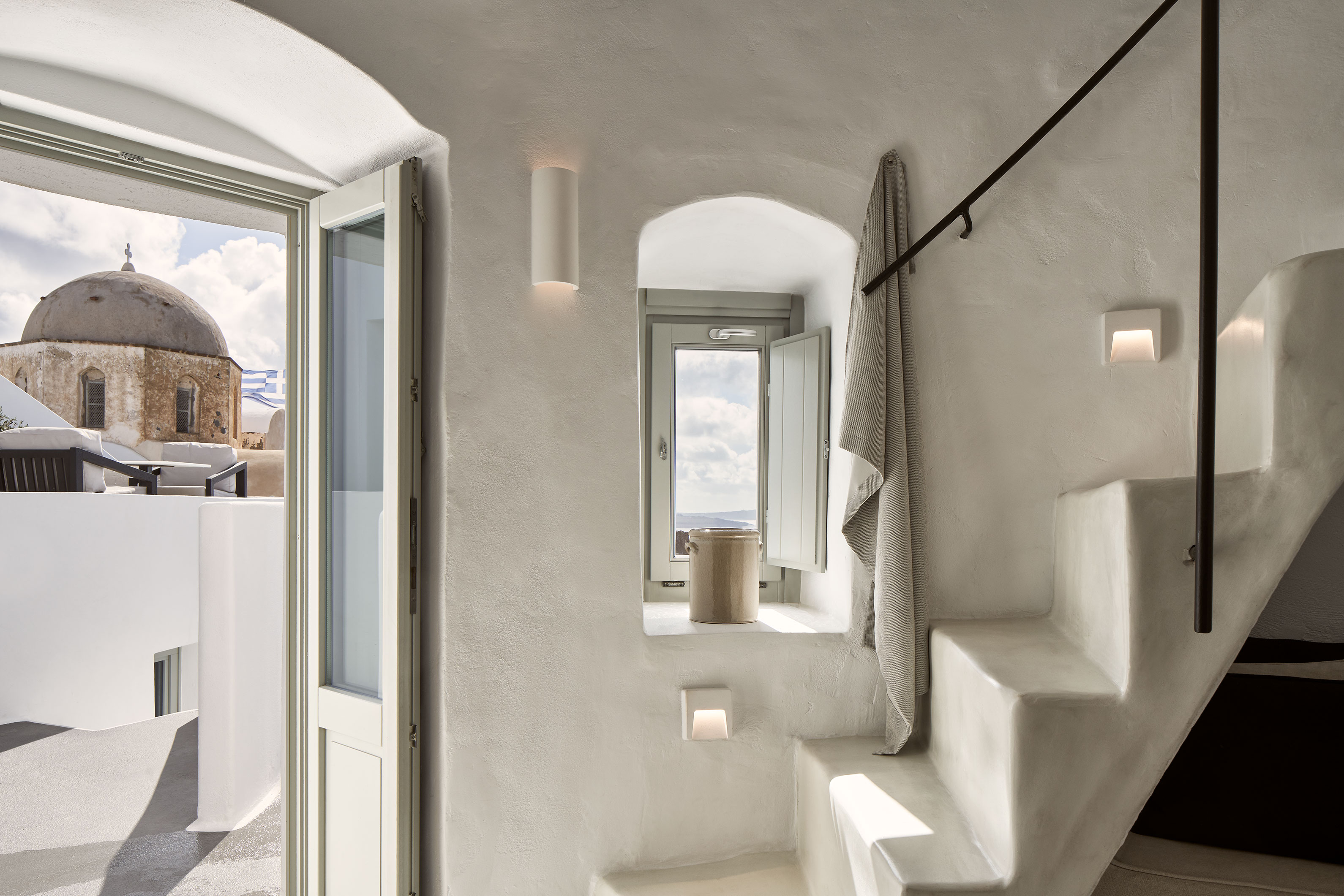 Caldera View, Jetted Tub, Charisma Suites 2/3