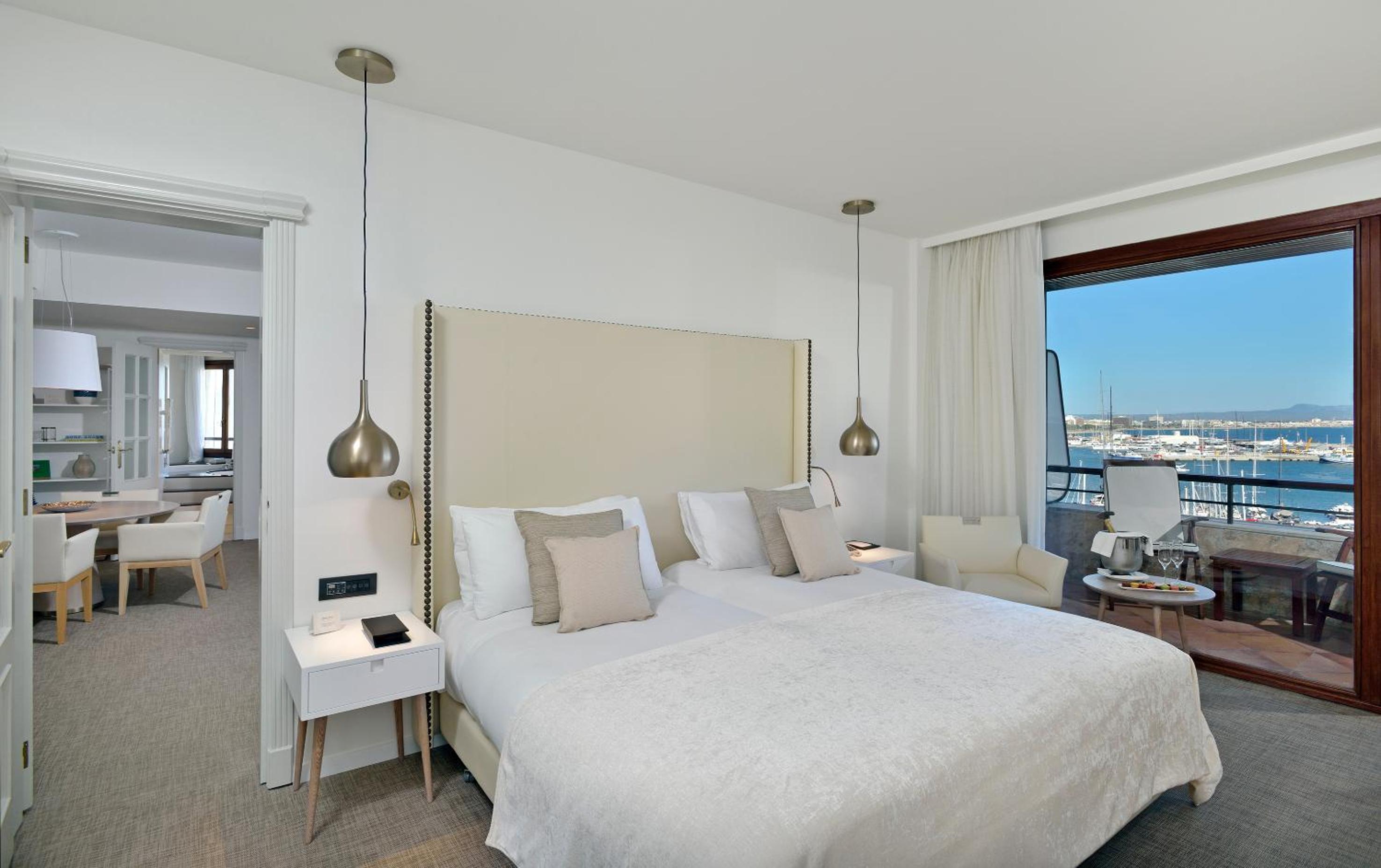Red Level, Grand, Suite, Sea and Cathedral View