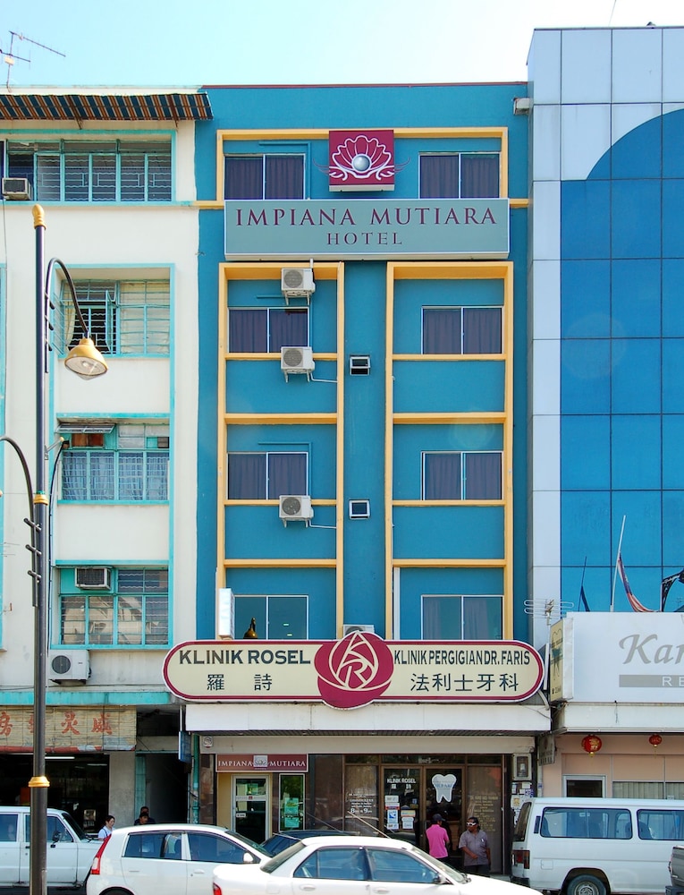 Impiana Mutiara Hotel At Kampung Air 1/24