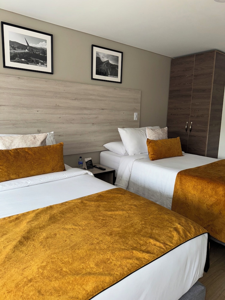 Hotel WLH Gold Bogota 11/17