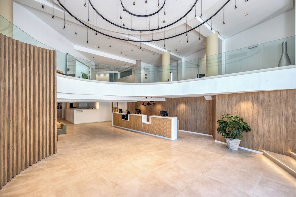 Ohtels Gran Hotel Almeria 7/50
