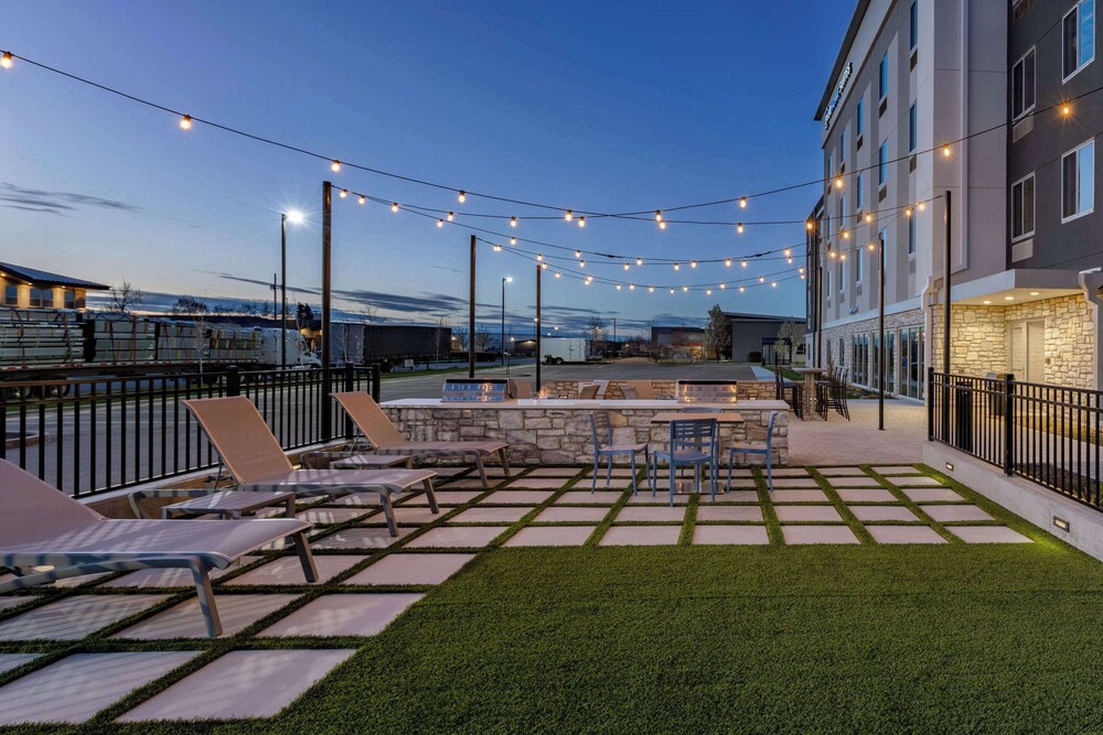 Everhome Suites Nampa Boise 26/32