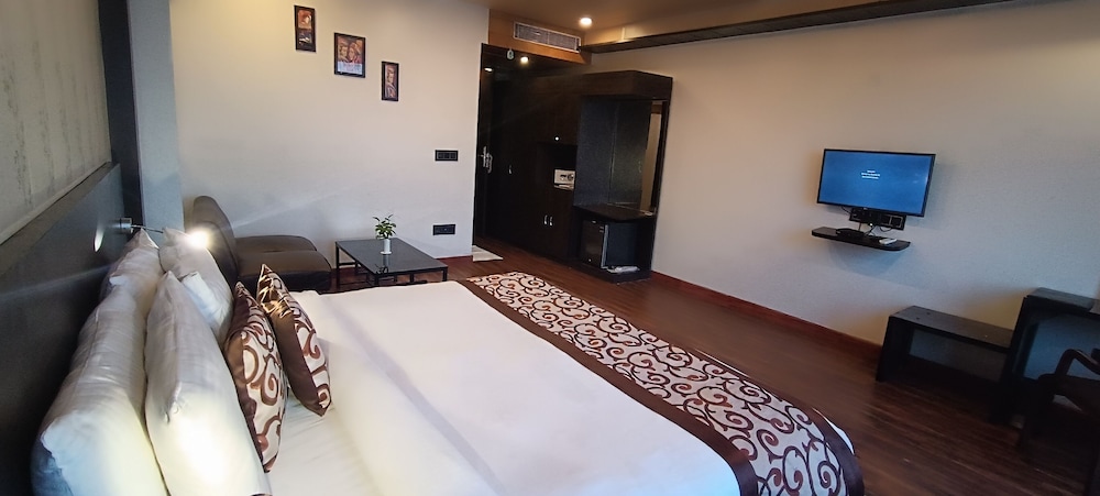 Hotel Vijay Paradise 18/50