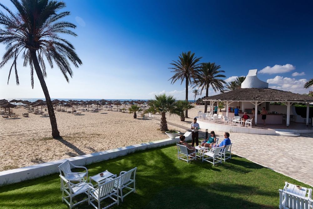 Phenicia Hotel 28/36