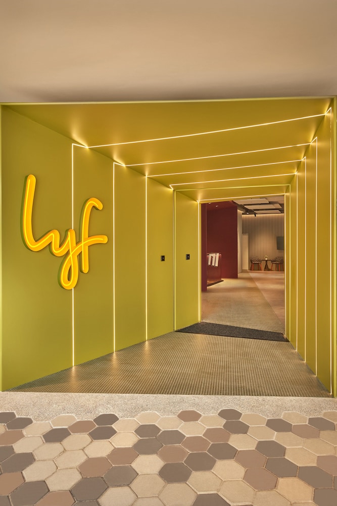 lyf One North Singapore 8/47
