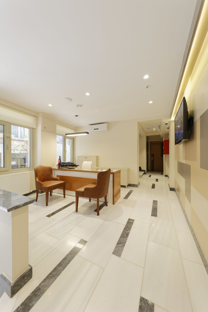 Nishant Boutique Hotels 23/25