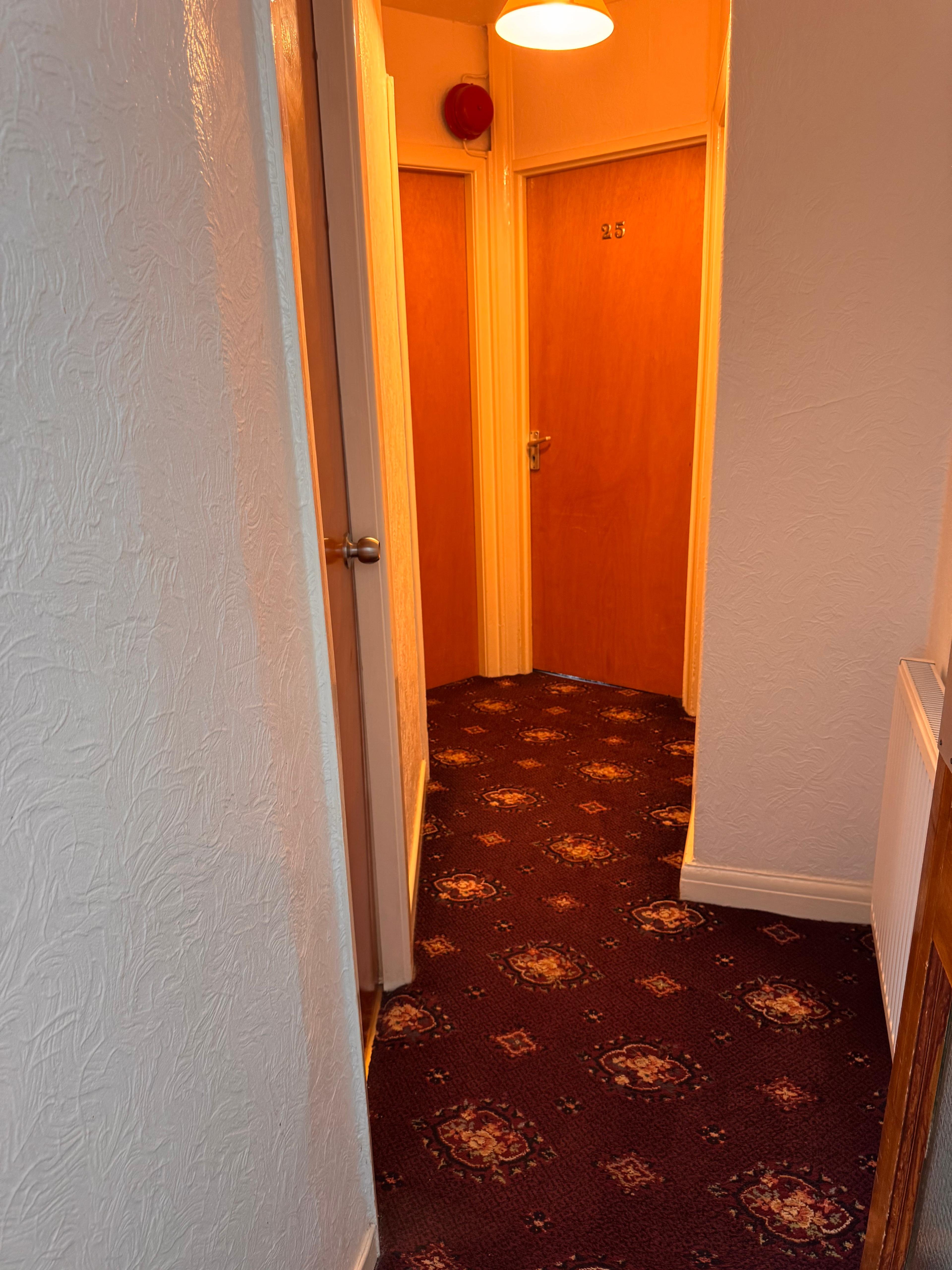 RideSide Hotel, next to Pleasure Beach Blackpool 54/65
