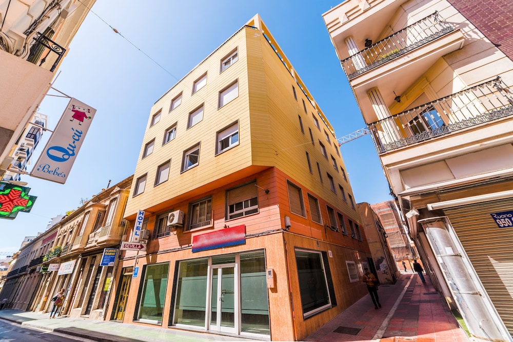 Sevilla 1/36