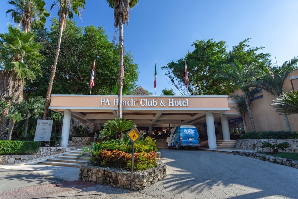 OMNI PUERTO AVENTURAS BEACH RESORT 35/53