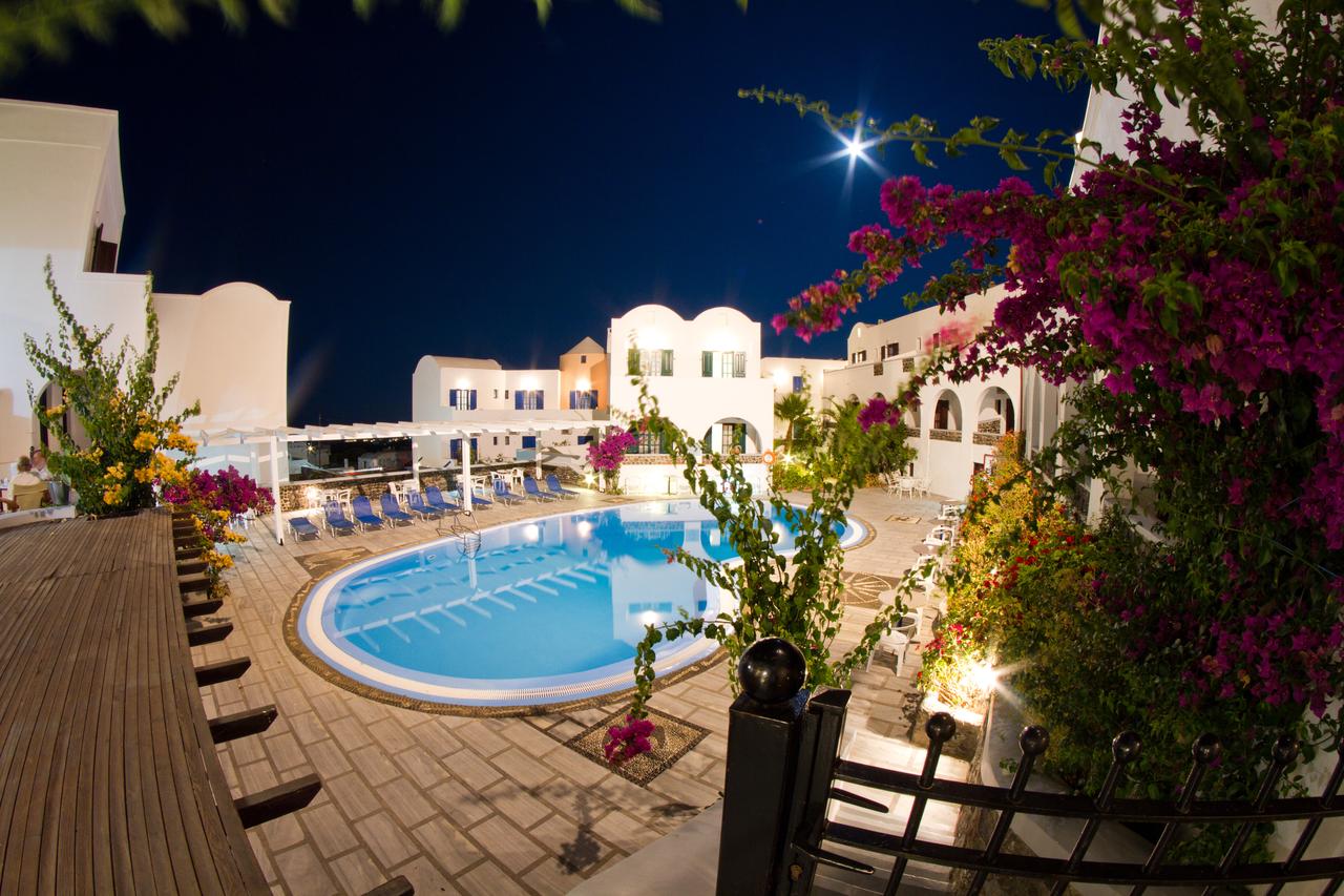 New Haroula Hotel 23/28