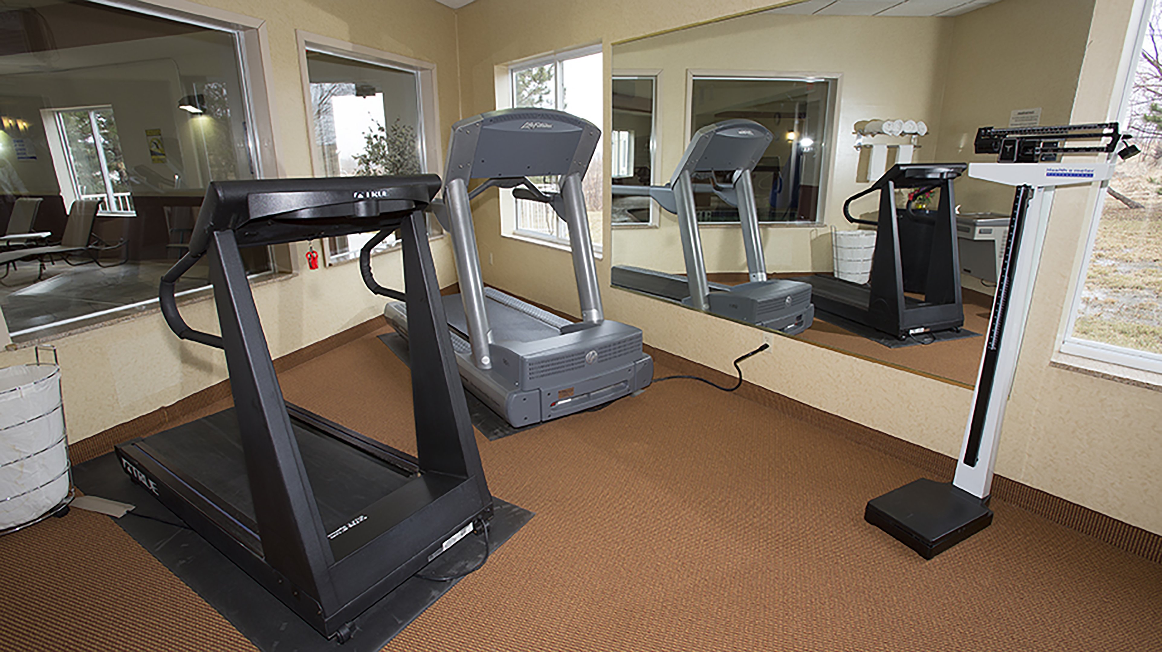 Holiday Inn Express Boonville 33/50