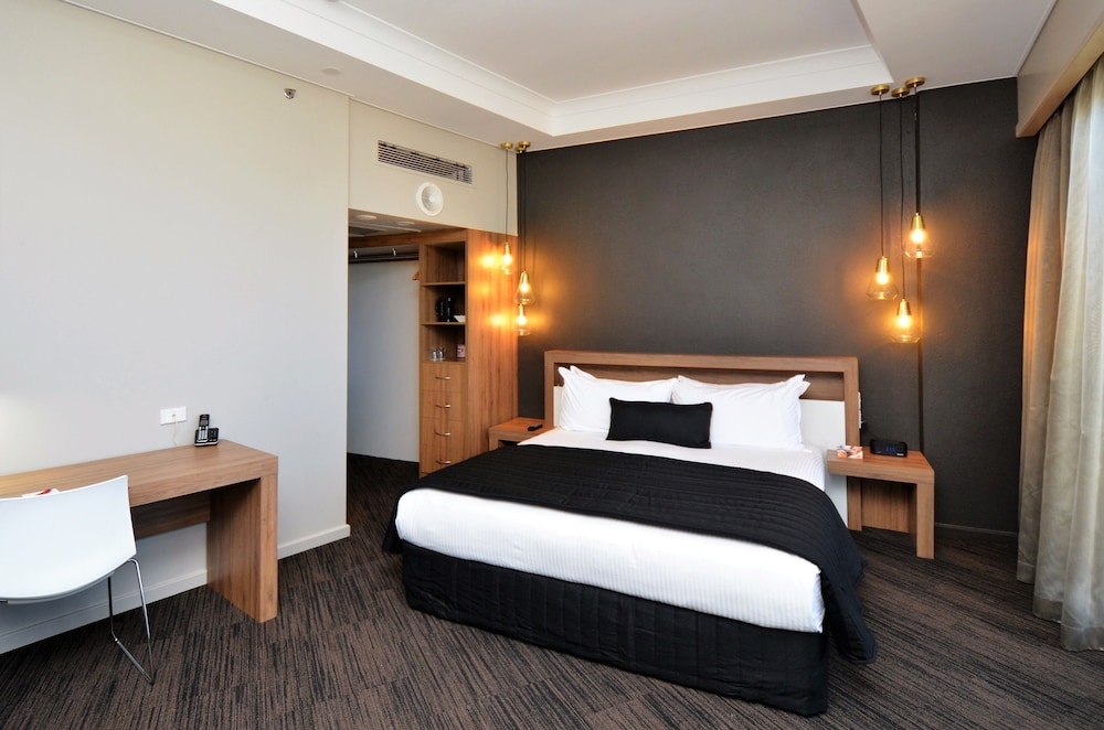 HOTEL GRAND CHANCELLOR TOWNSVILLE 16/62