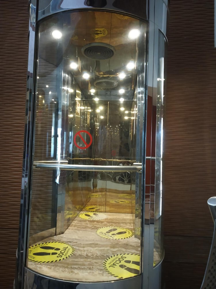 ROYAL ORCHID CENTRAL KIREETI 28/63