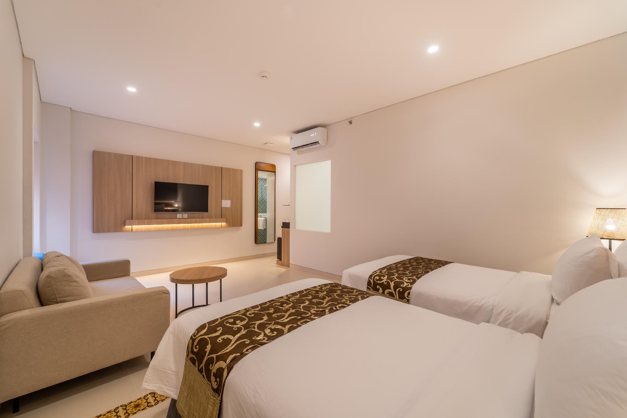 DELUXE, TWIN BEDS