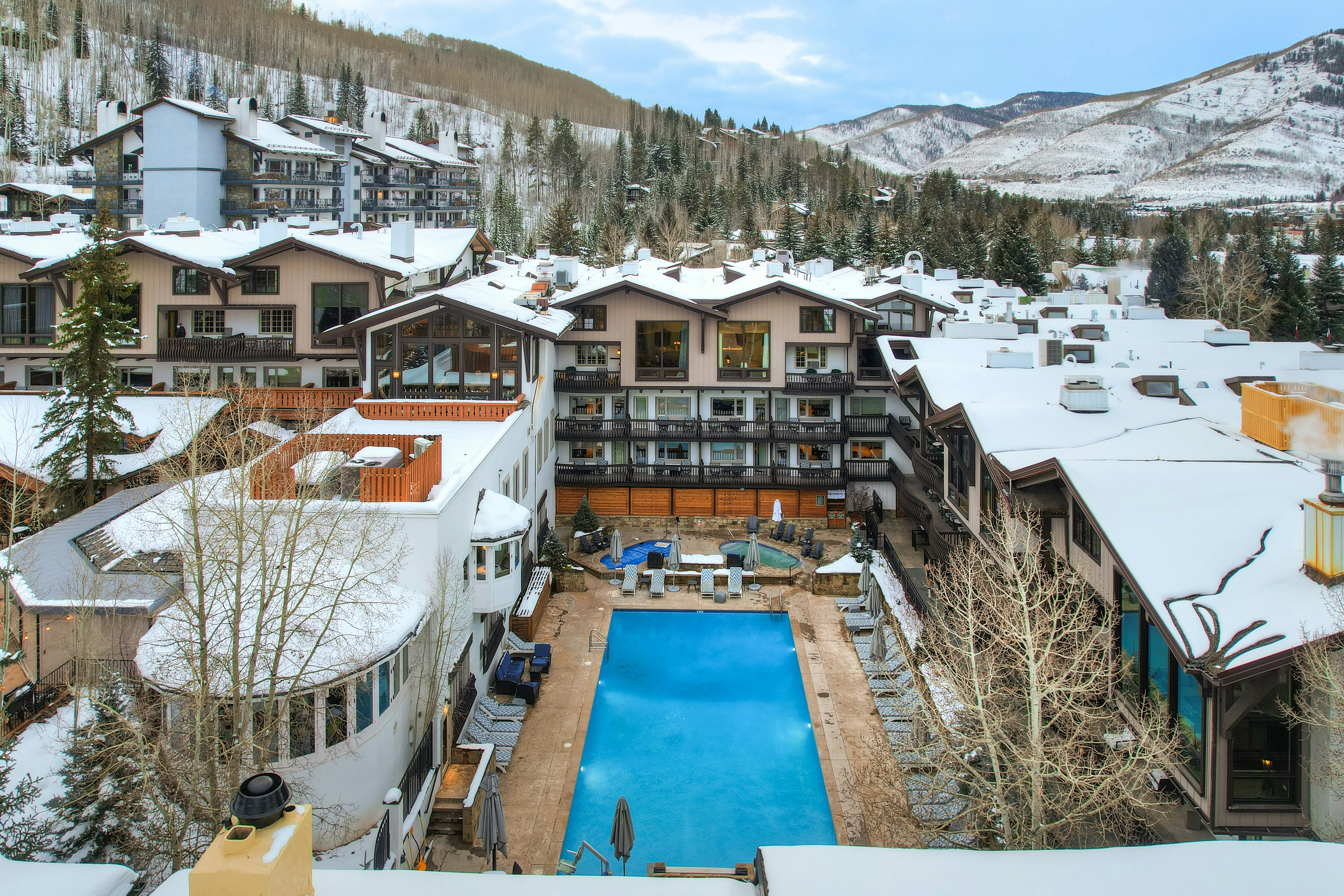 Lodge at Vail Rock Resorts 75/81