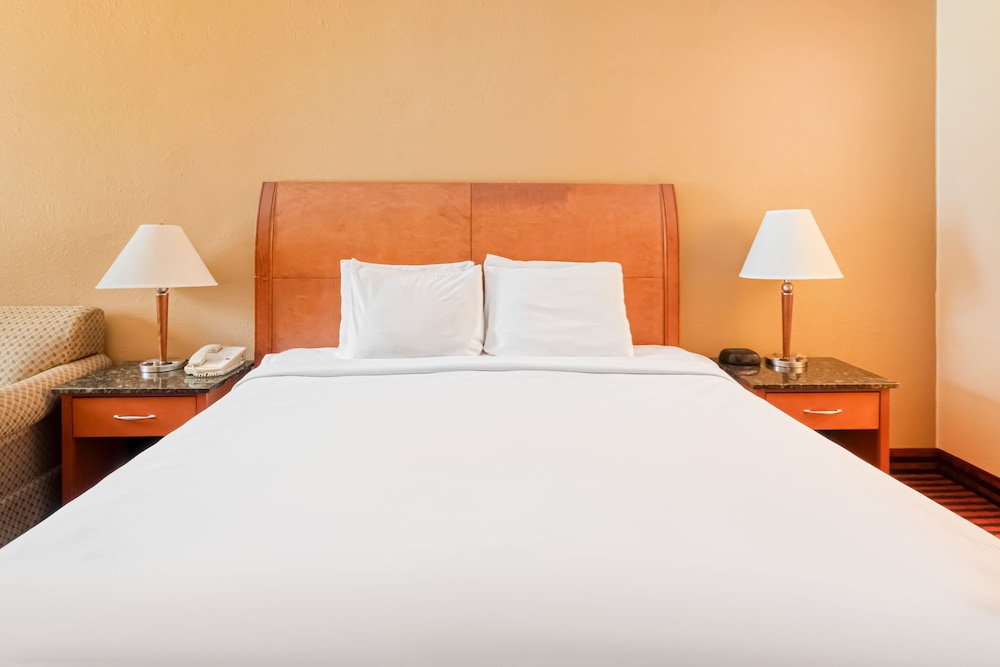 Rodeway Inn & Suites Jefferson 20/53