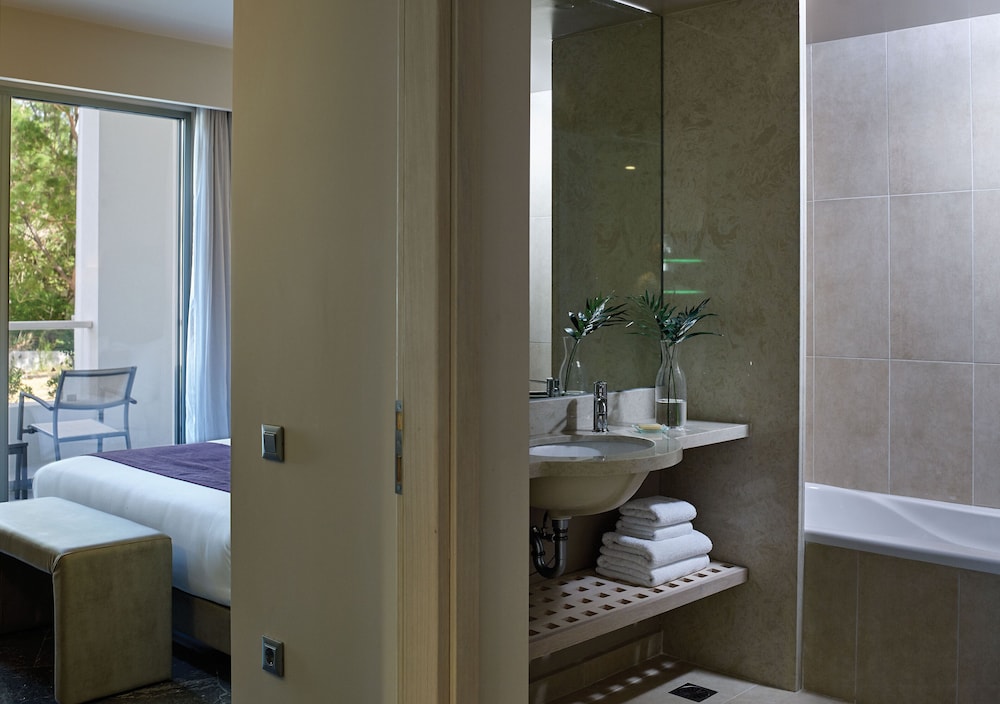 Atlantica Akti Zeus Hotel 63/64