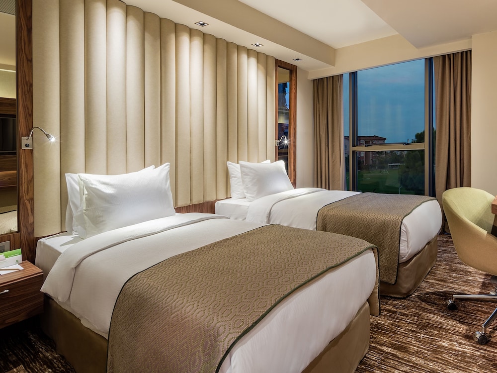 Holiday Inn Antalya - Lara 27/78