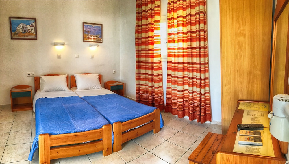 Hotel Helena 27/66