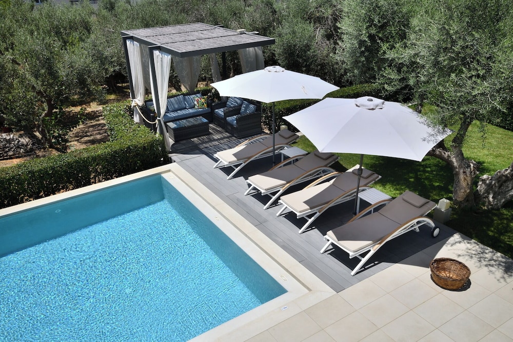 Villa Breeze 19/22