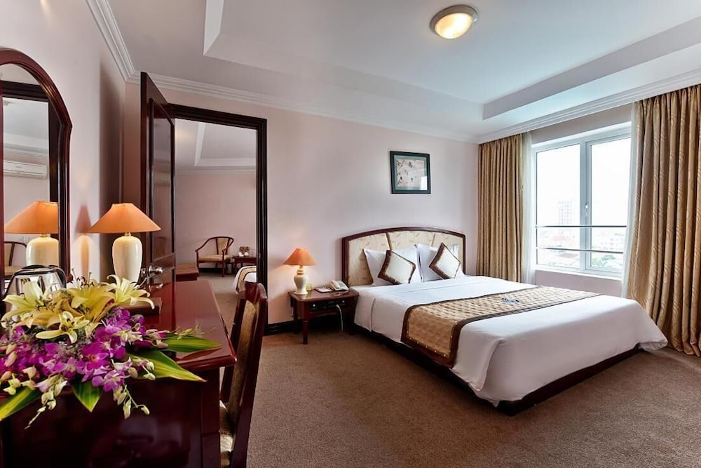 Muong Thanh Grand Phuong Dong Hotel 7/44