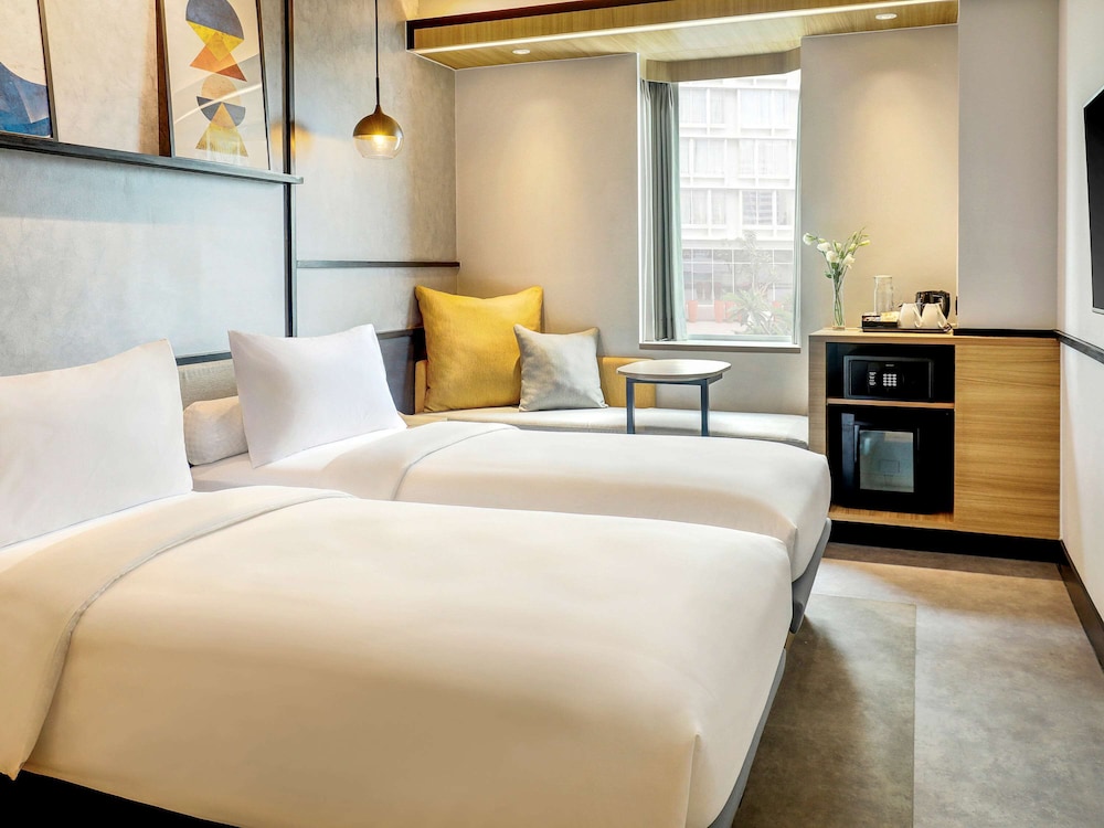 Standard, Twin Beds