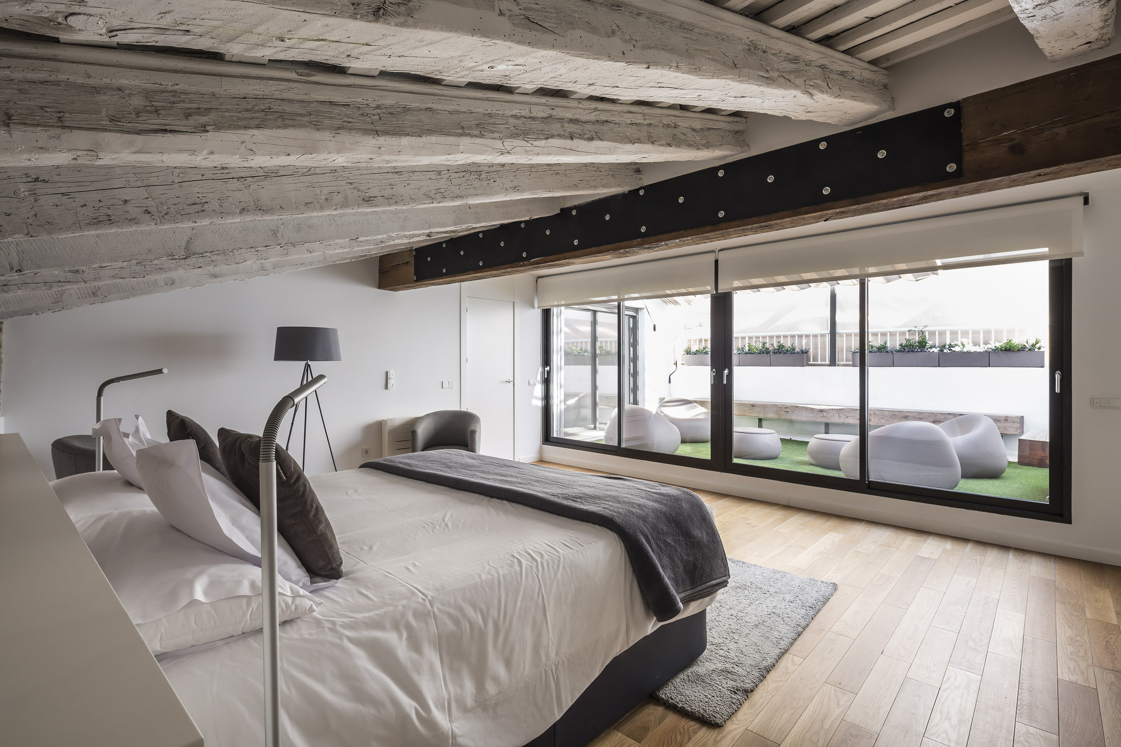 Penthouse, Apartment