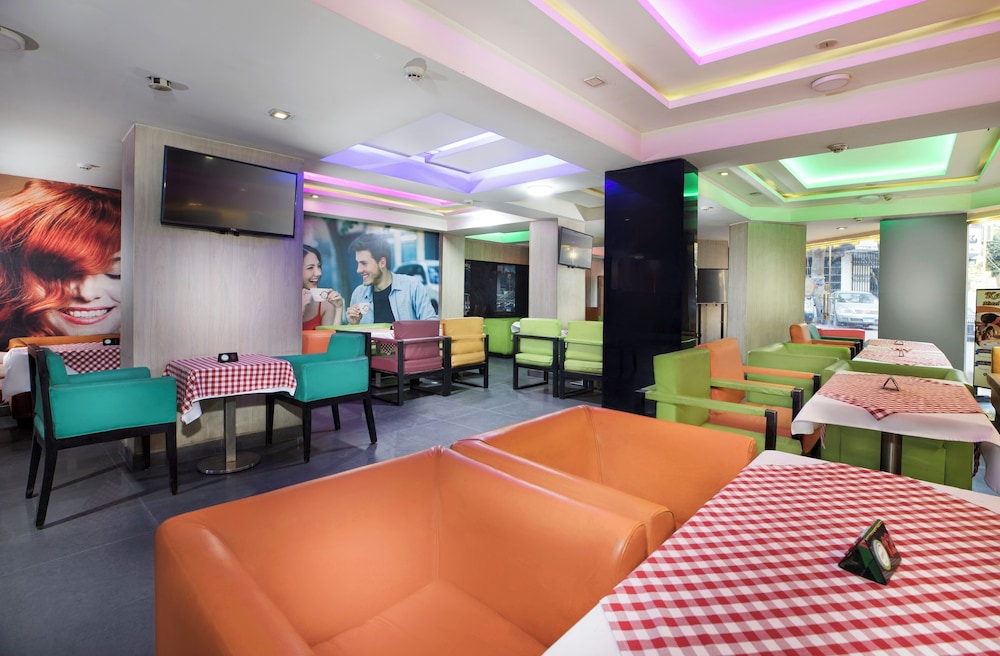 KANZY HOTEL 32/45