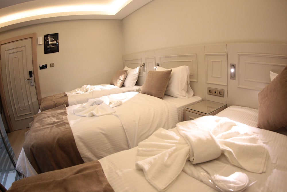 X Nellyi Boutique Hotel 26/50