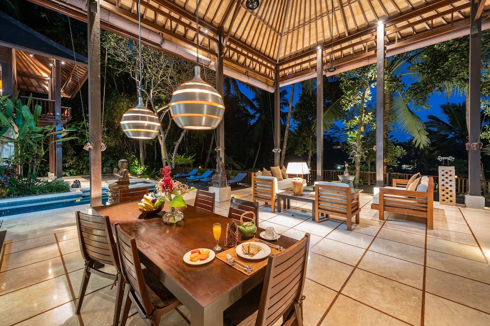 Villa Vajra 19/27