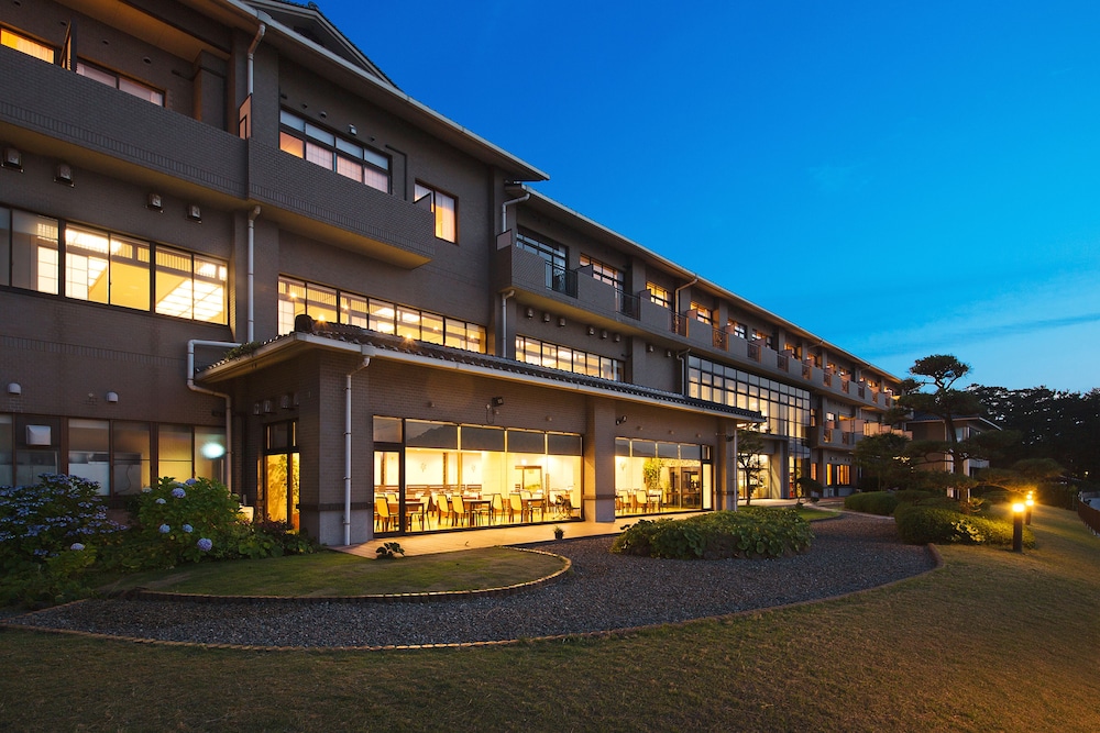 Resort Hotel Mihagi 1/84