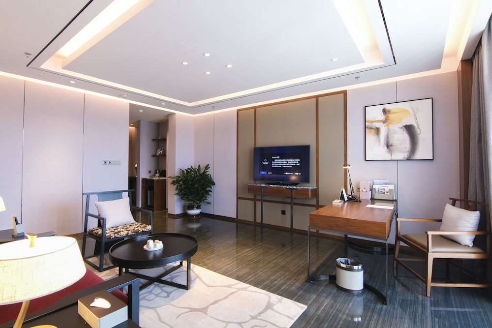 Grand Skylight International Pingshan 27/34