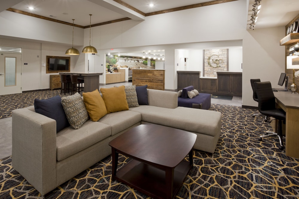 GrandStay Hotel & Suites Cannon Falls 22/40