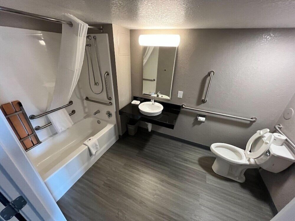 Motel6 Council Bluffs, IA - Omaha East 67/68