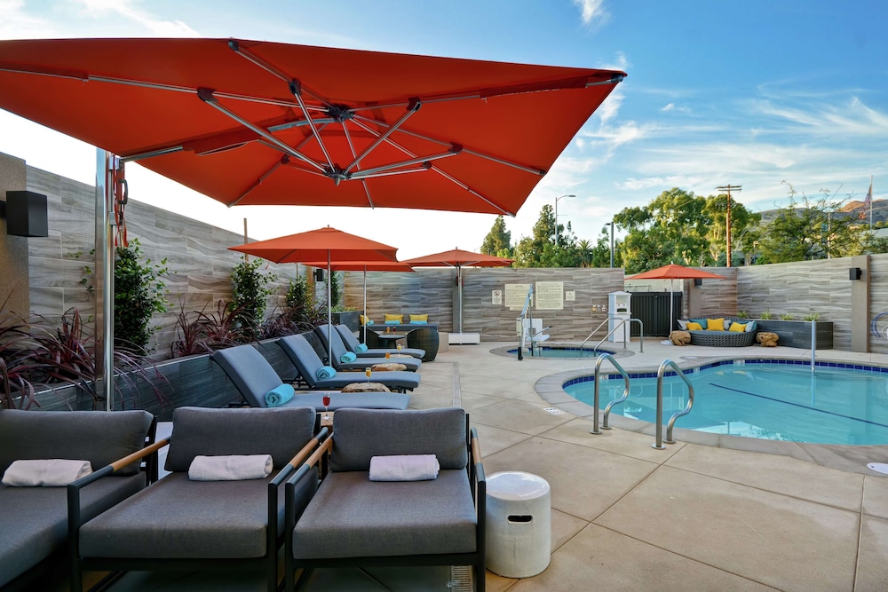 Hampton Inn And Suites Los Angeles Burbank Airport 32/42
