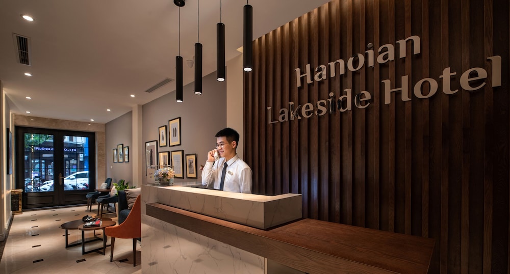Hanoi Lakeside Premium Hotel 4/31