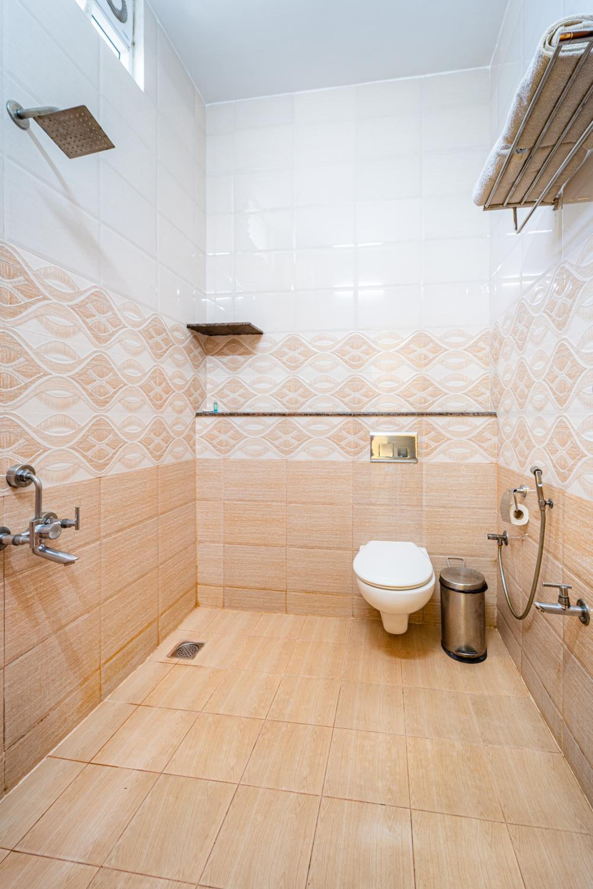 Fabhotel Thaneegai Residency 50/50