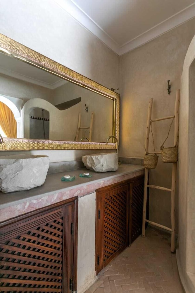 Riad Safar 29/50