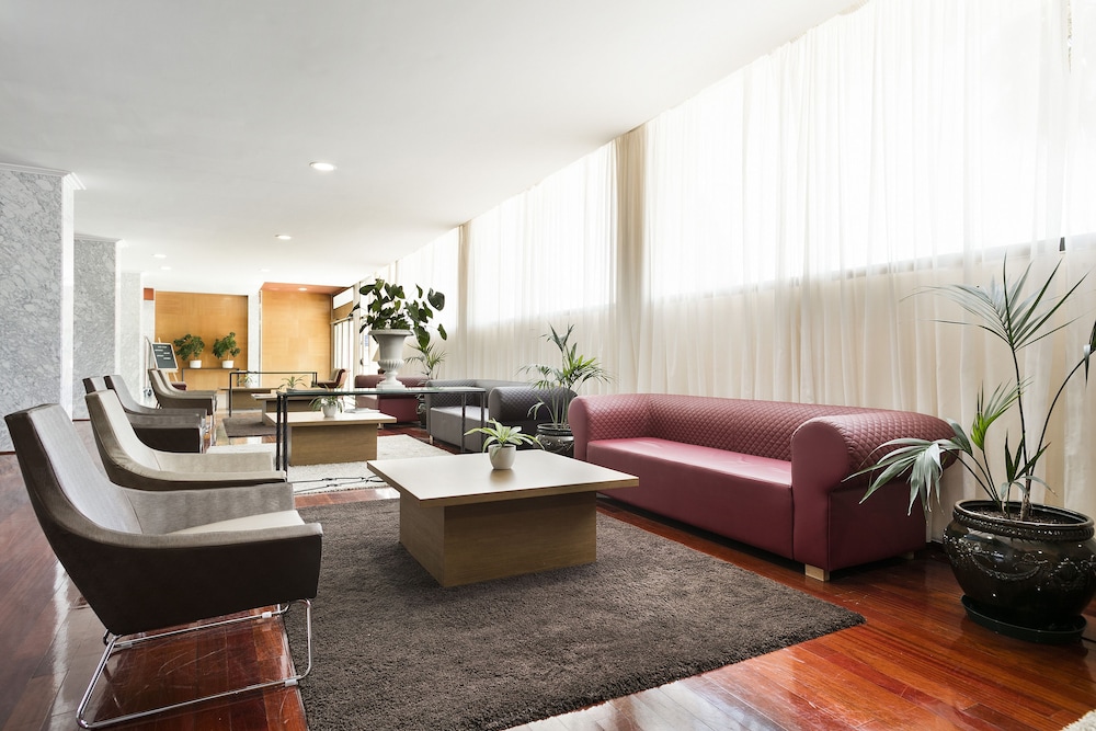 Best Triton Hotel 51/72