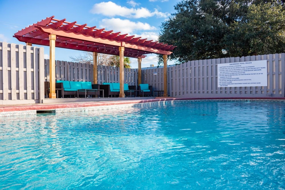 Howard Johnson Inn Tybee Island Savannah GA 55/69