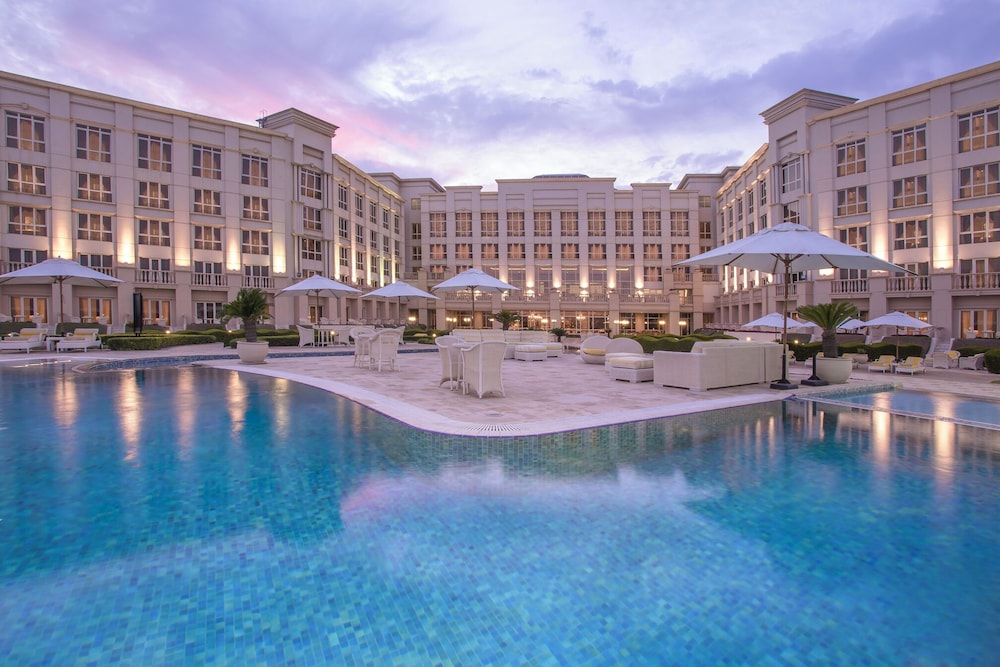 The Regency Hotel Kuwait 64/69