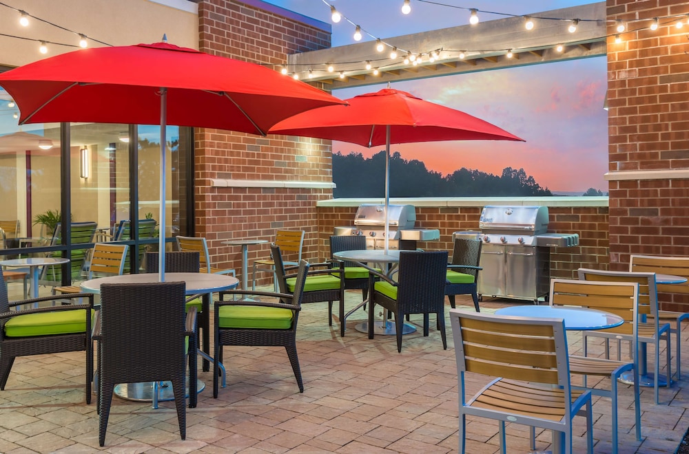 Home2 Suites By Hilton Buffalo Airport/Galleria Mall 34/44