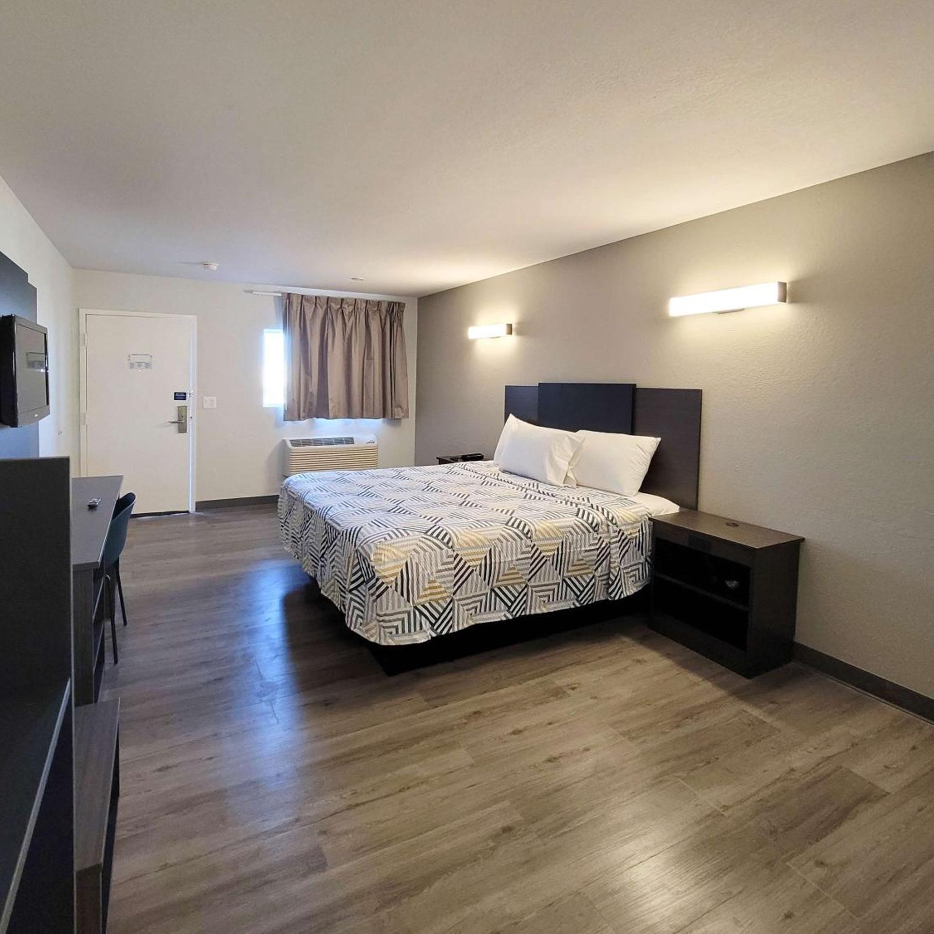 Motel6 Wichita, KS – South I-35 16/44